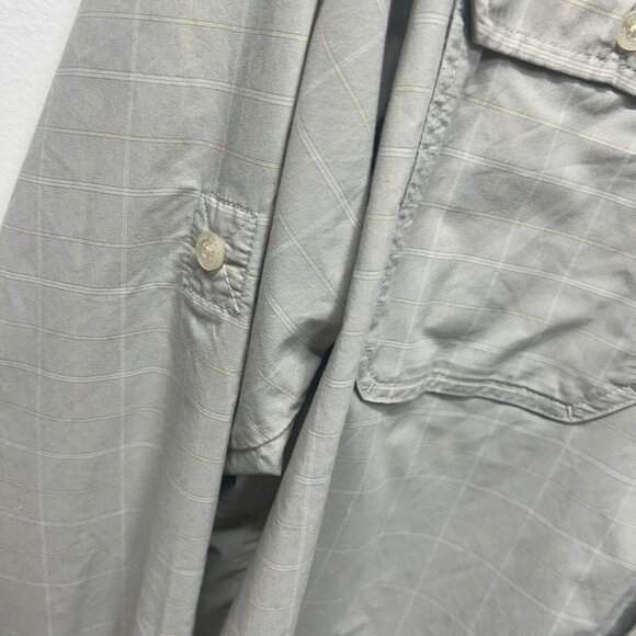 Patagonia Lightweight Long Sleeve Button down Zip Pocket Gray Plaid Size XL - Picture 8 of 9